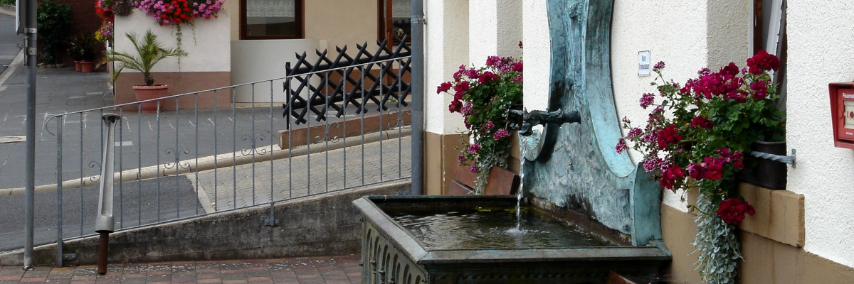 Gemeinde Buch - Brunnen am Rathaus